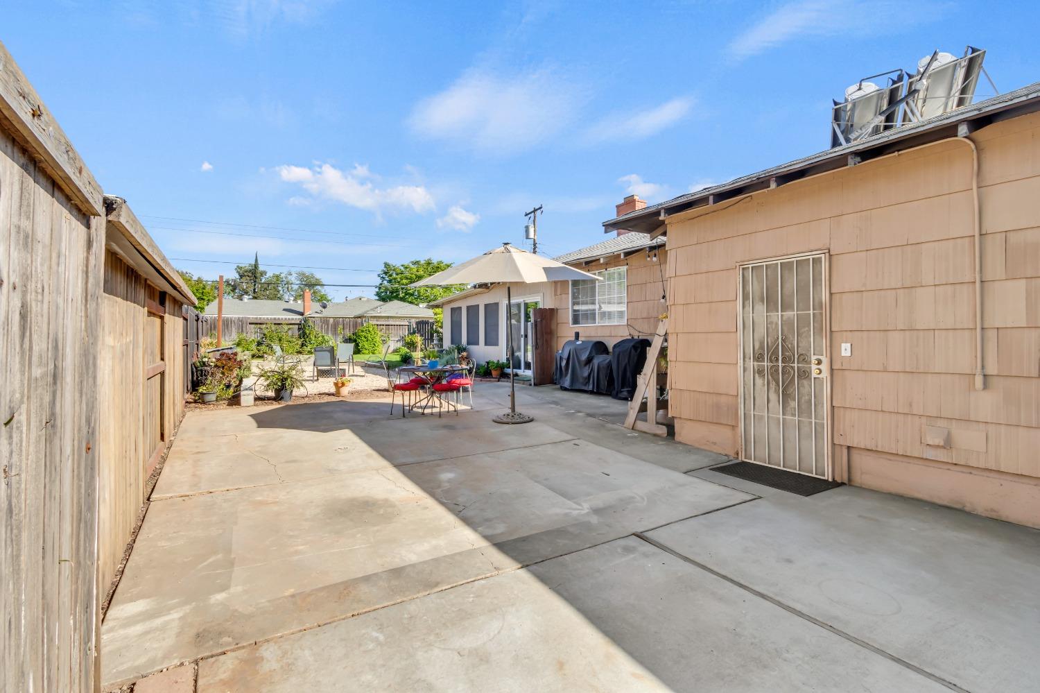 Aramon Drive, Rancho Cordova, California image 44