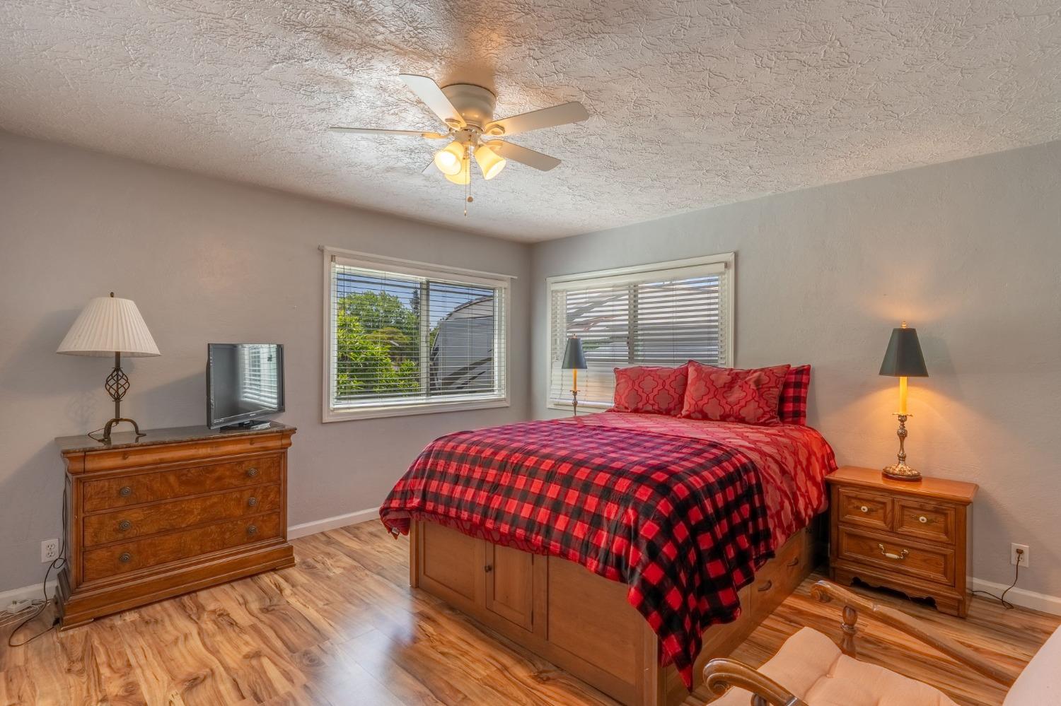 Detail Gallery Image 23 of 43 For 2019 Lee Rae Ct, Turlock,  CA 95380 - 5 Beds | 3 Baths