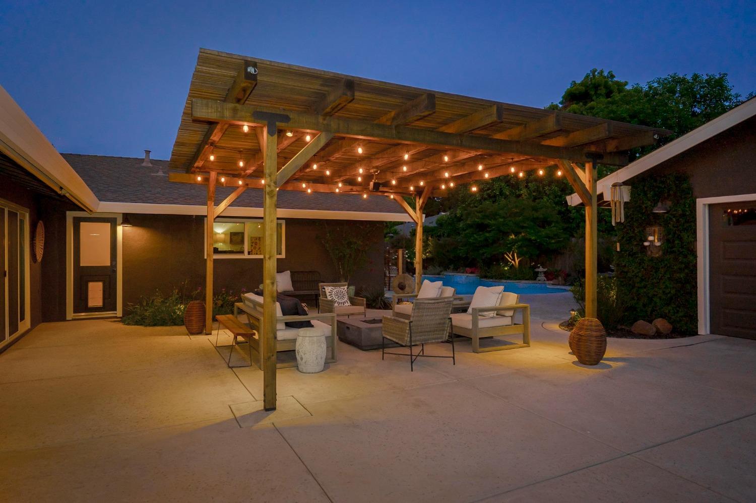 Detail Gallery Image 52 of 58 For 4508 San Ramon Dr, Davis,  CA 95618 - 4 Beds | 2 Baths