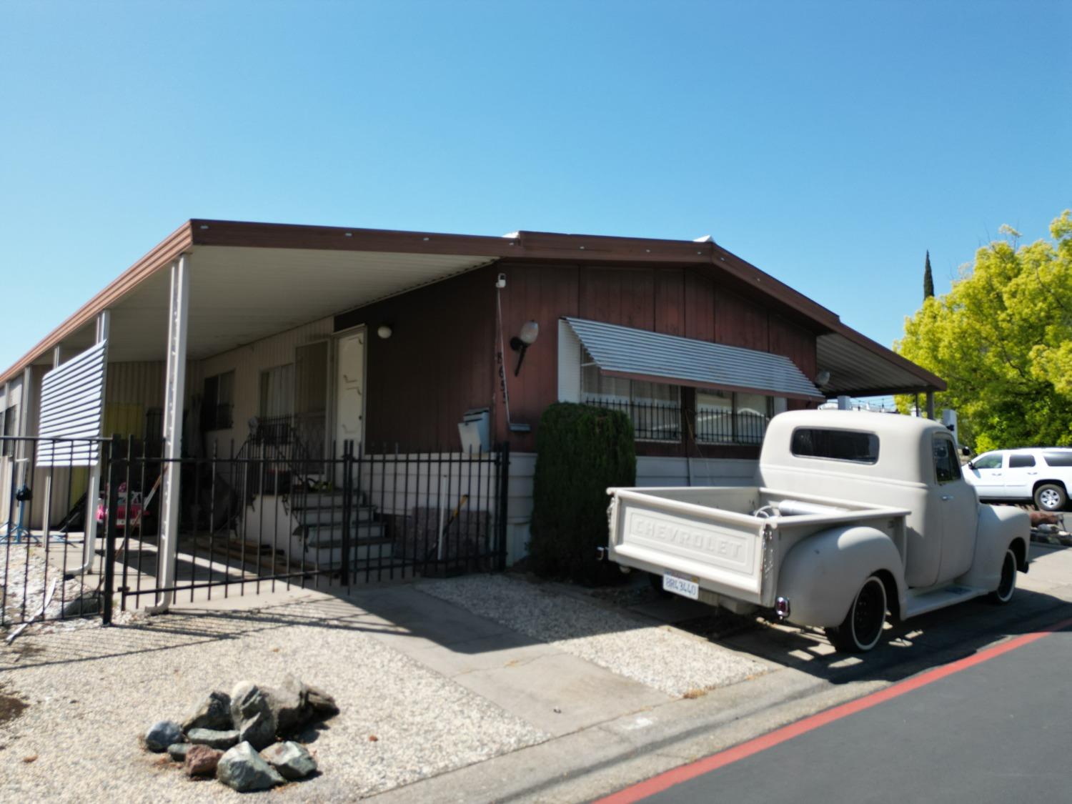 Beauxart Circle, Sacramento, California image 5