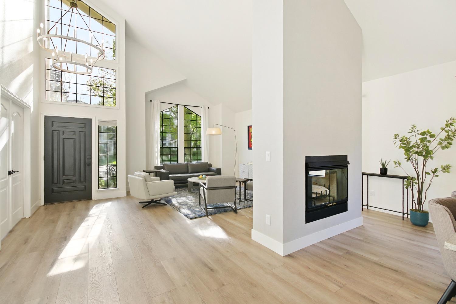 Detail Gallery Image 7 of 53 For 2121 Campton Cir, Gold River,  CA 95670 - 4 Beds | 3 Baths