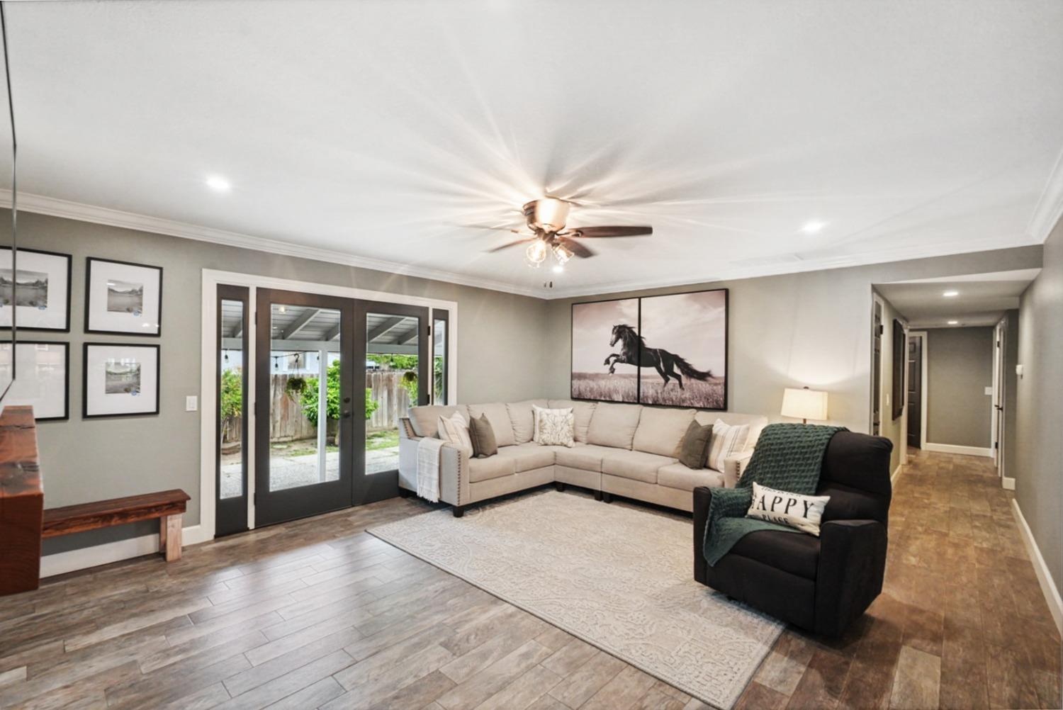 Detail Gallery Image 14 of 33 For 216 S 6th St, Patterson,  CA 95363 - 3 Beds | 2 Baths