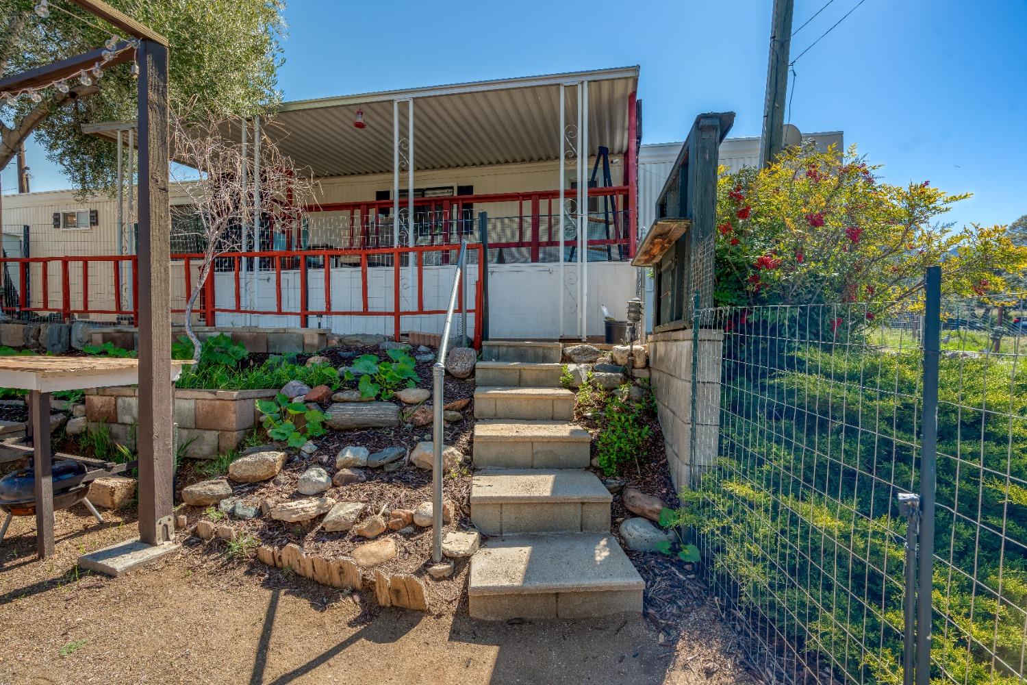 Balsam Drive, Bodfish, California image 37