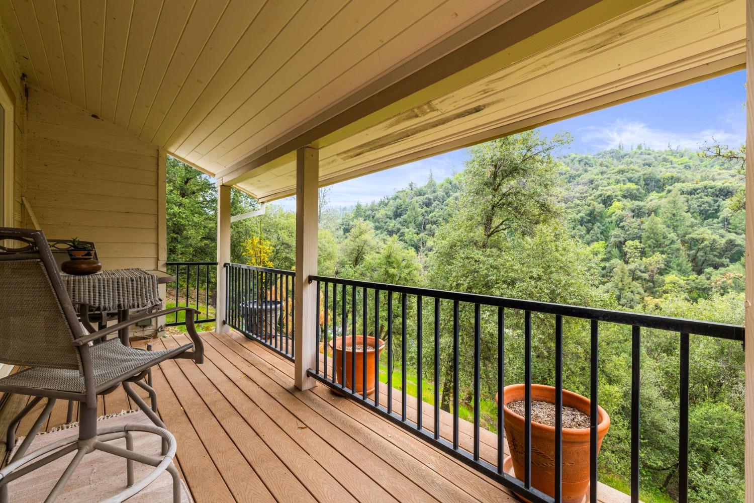 Detail Gallery Image 42 of 90 For 6432 Happy Valley Rd, Somerset,  CA 95684 - 4 Beds | 2/1 Baths