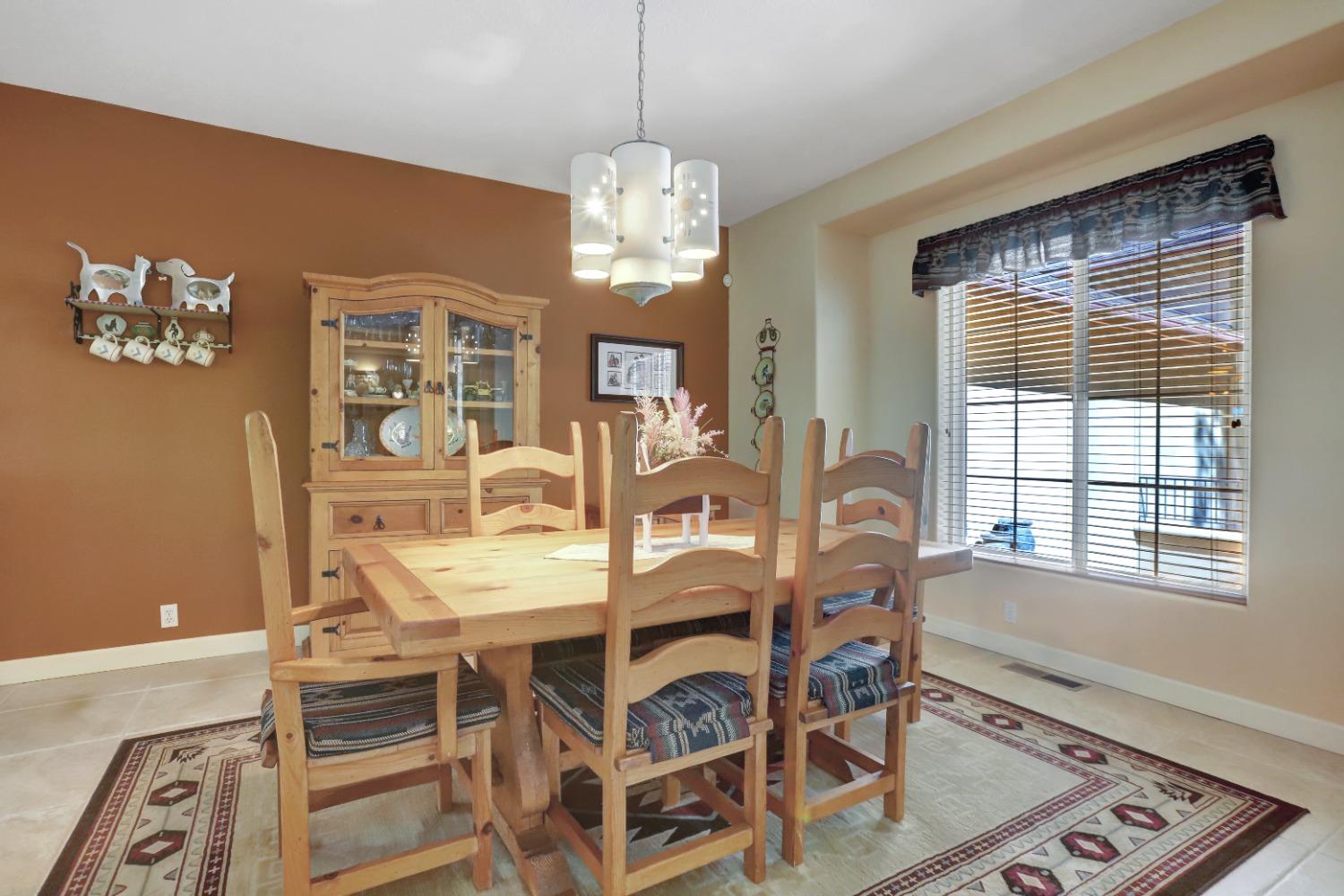 Detail Gallery Image 21 of 98 For 10450 S Ponderosa Way, Rough And Ready,  CA 95975 - 4 Beds | 3/1 Baths