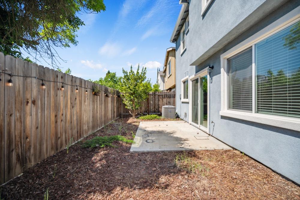 Misty Wind Court, Carmichael, California image 38