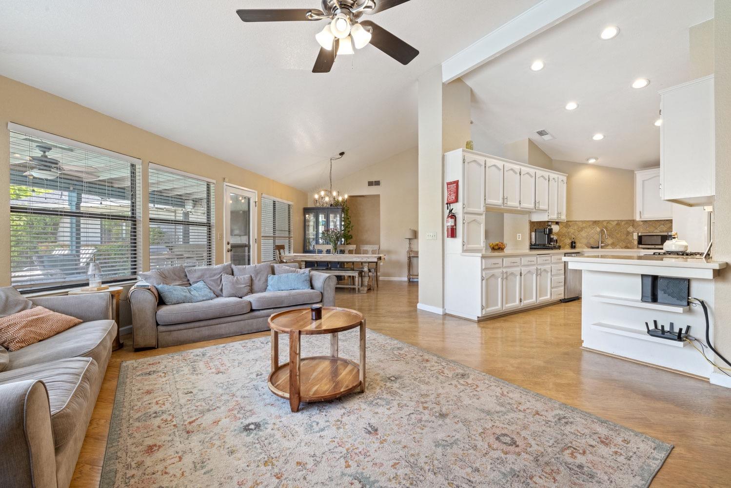 Berea Drive, Turlock, California image 16