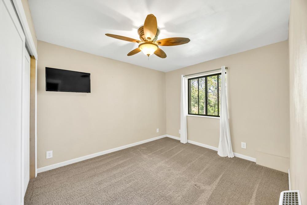 Detail Gallery Image 39 of 70 For 24275 Grand View Ave., Colfax,  CA 95713 - 5 Beds | 2 Baths