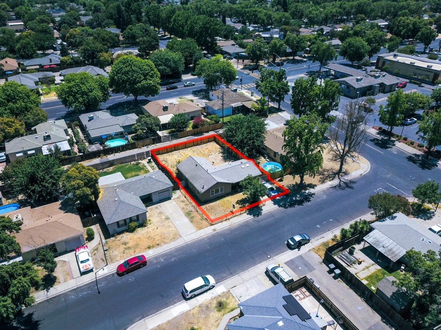 Rivera Drive, Modesto, California image 17