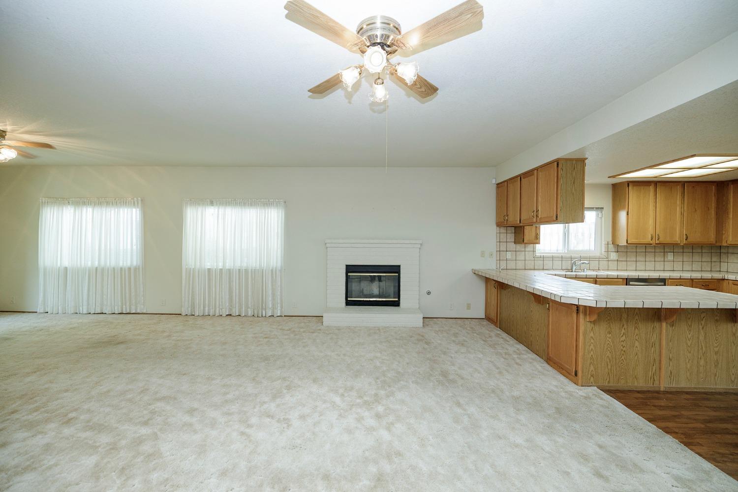 Detail Gallery Image 8 of 41 For 3825 Prince Andrew Dr, Riverbank,  CA 95367 - 3 Beds | 2 Baths