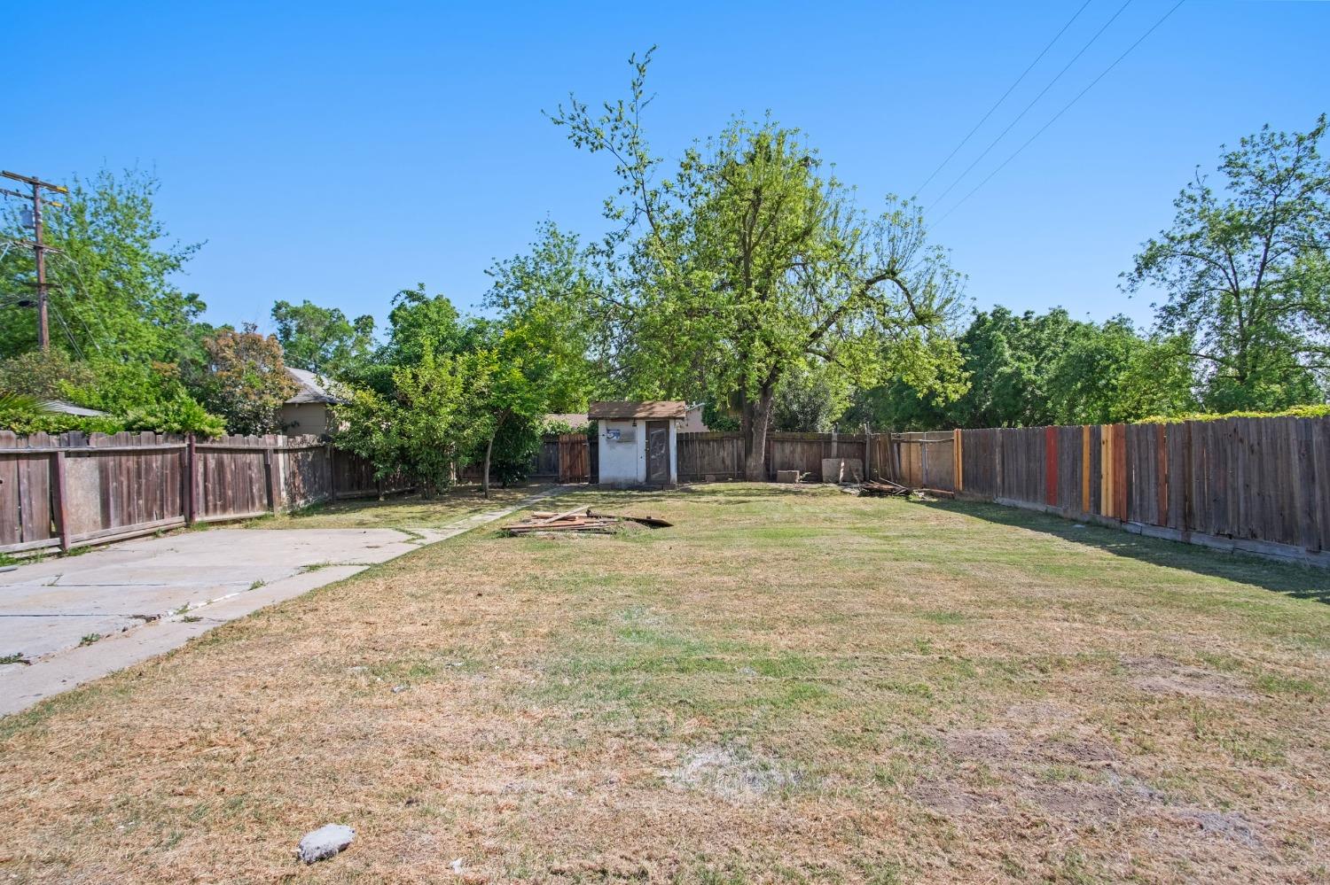 Maple Street, Modesto, California image 18