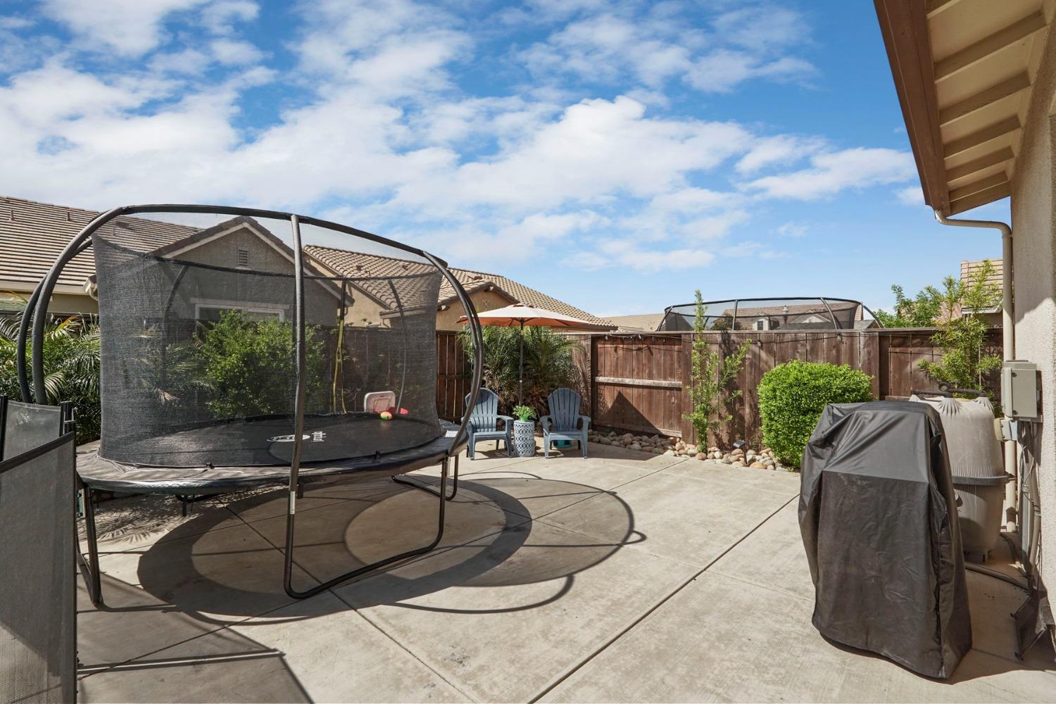 Detail Gallery Image 44 of 52 For 208 Isabella Dr, Lodi,  CA 95240 - 4 Beds | 3 Baths