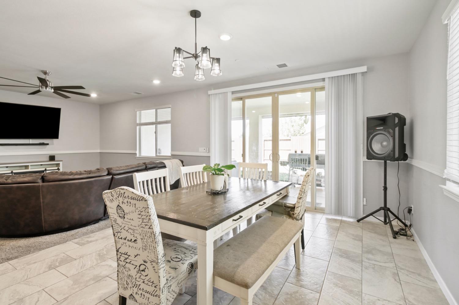 Evanston Way, Rancho Cordova, California image 19