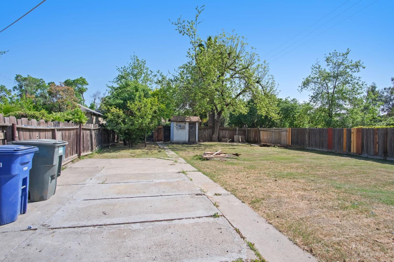 Maple Street, Modesto, California image 17
