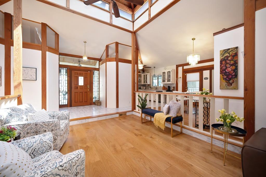 Detail Gallery Image 11 of 40 For 15006 Venado Dr, Rancho Murieta,  CA 95683 - 3 Beds | 2 Baths