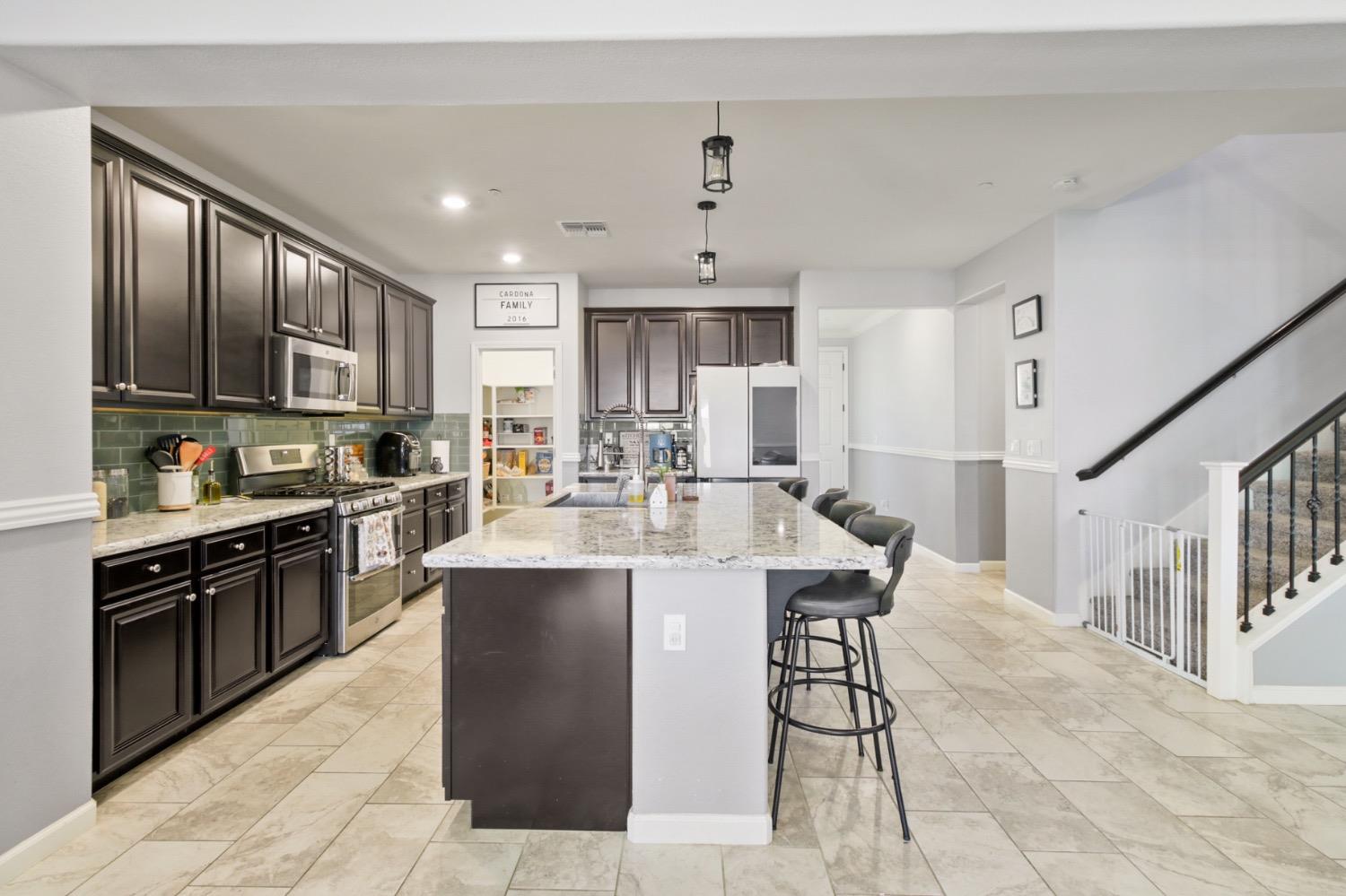 Evanston Way, Rancho Cordova, California image 12