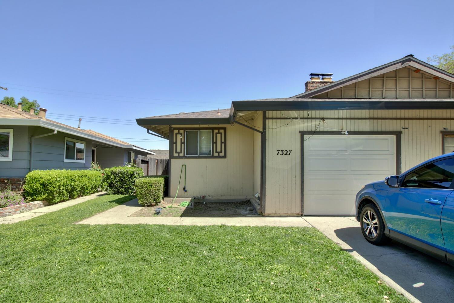 Detail Gallery Image 2 of 7 For 7327 Berna Way, Sacramento,  CA 95823 - – Beds | – Baths
