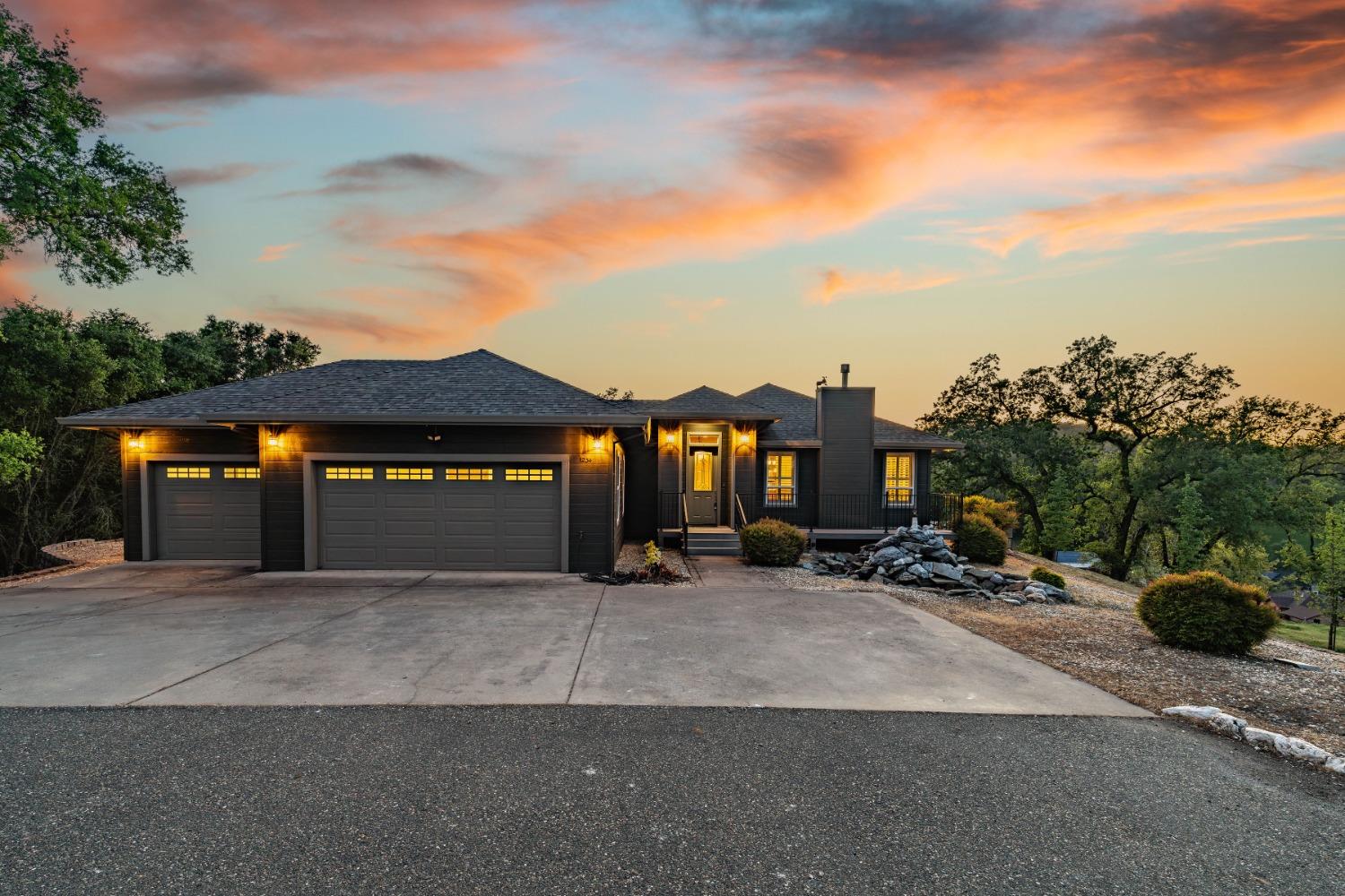 Detail Gallery Image 8 of 71 For 1234 Jackson Gate Rd, Jackson,  CA 95642 - 3 Beds | 2/1 Baths