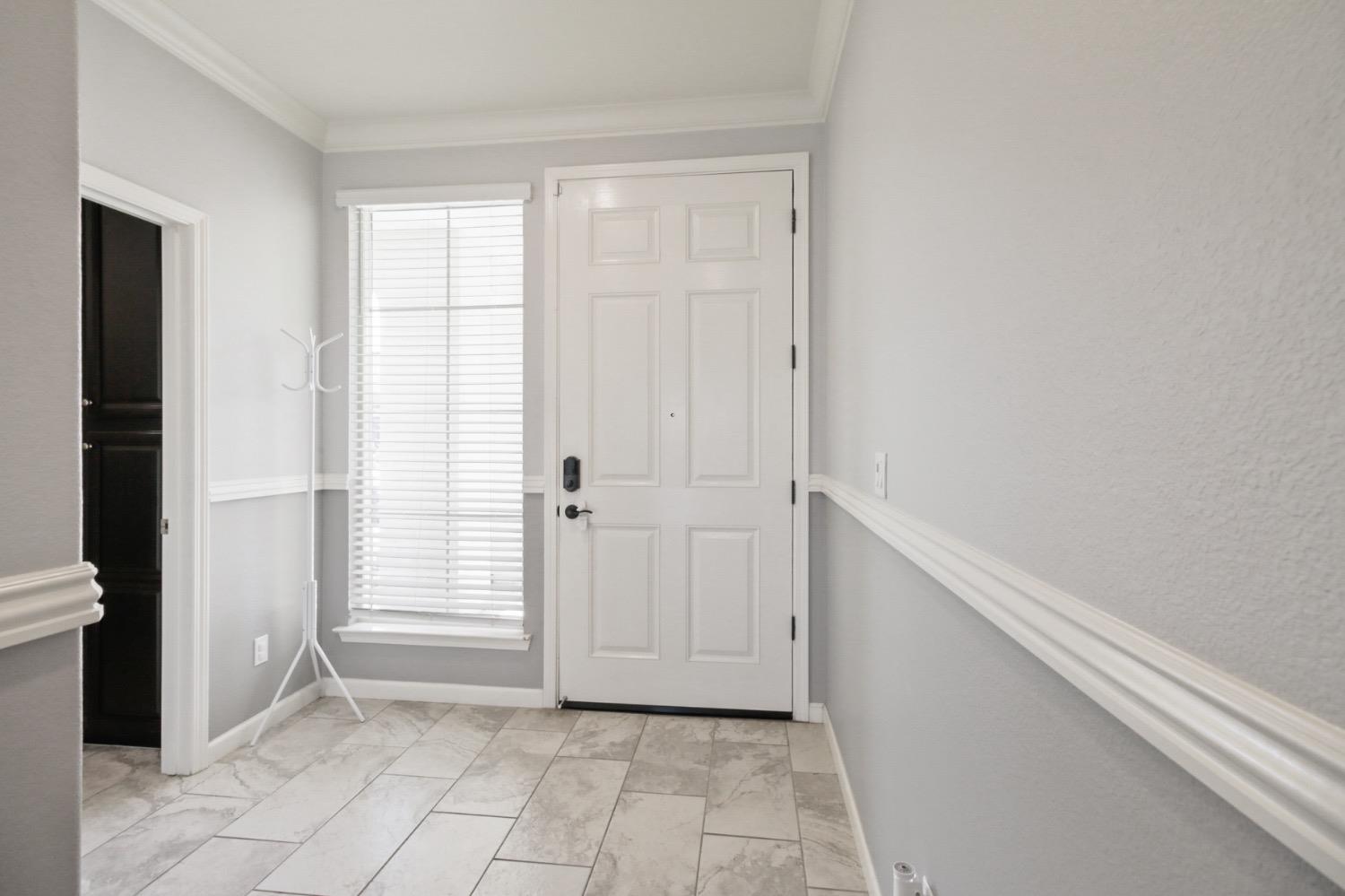 Evanston Way, Rancho Cordova, California image 4
