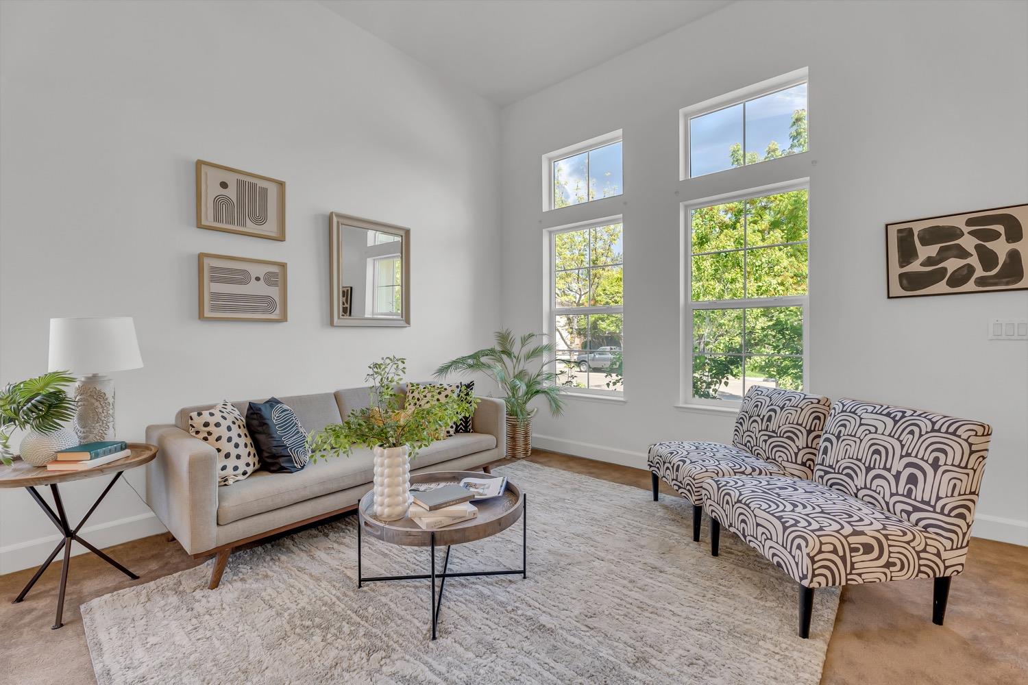 Detail Gallery Image 4 of 50 For 1873 Redondo Rd, West Sacramento,  CA 95691 - 5 Beds | 3/1 Baths