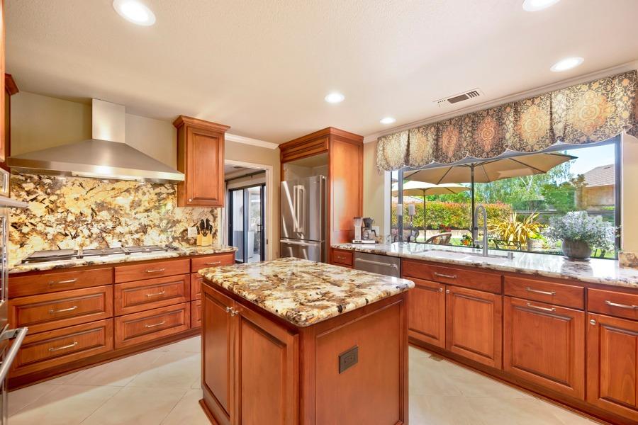 Detail Gallery Image 21 of 58 For 1895 Levi Strauss Ct, Gold River,  CA 95670 - 3 Beds | 2 Baths