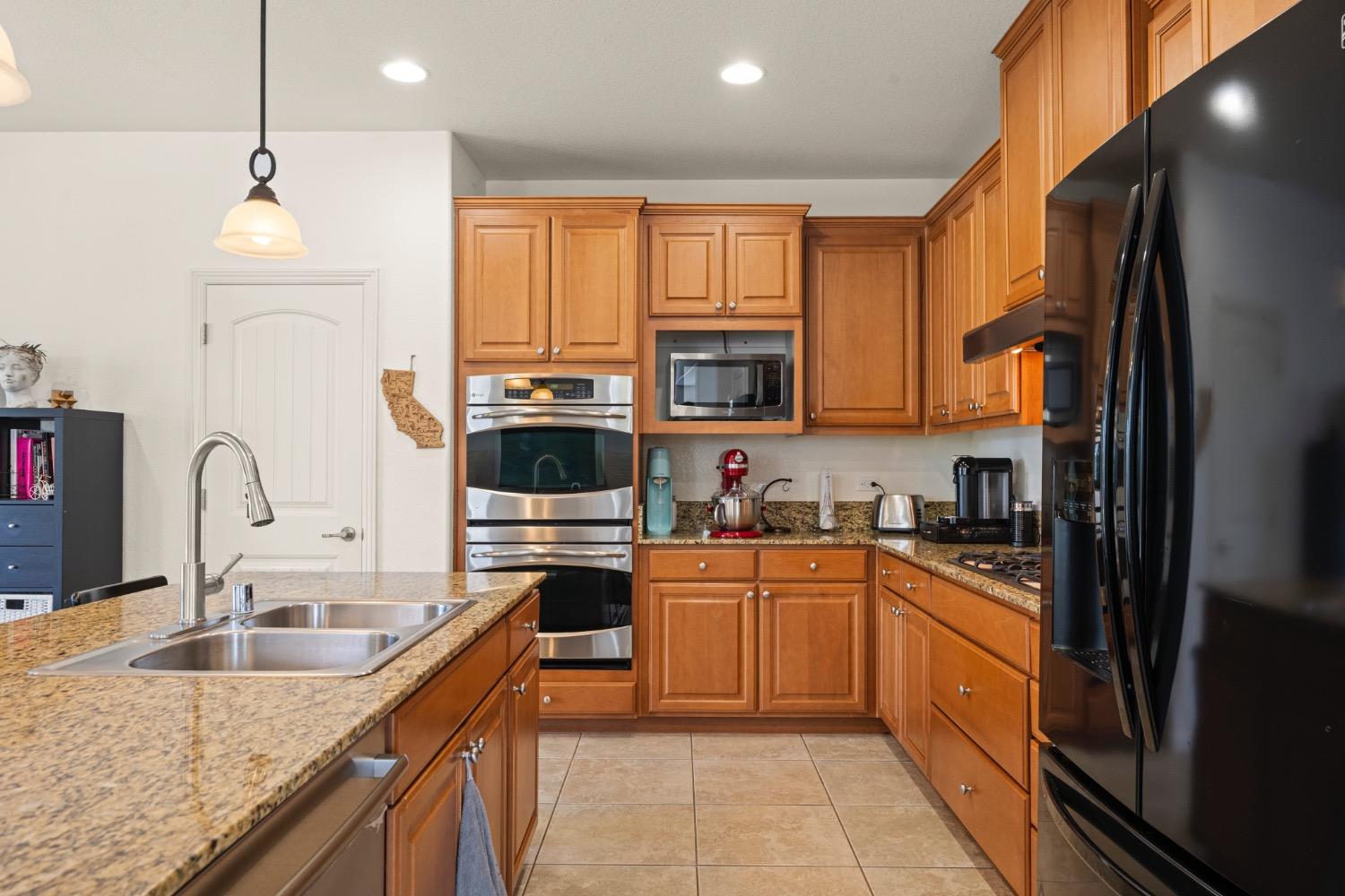 Quail Falls Way, Rancho Cordova, California image 20
