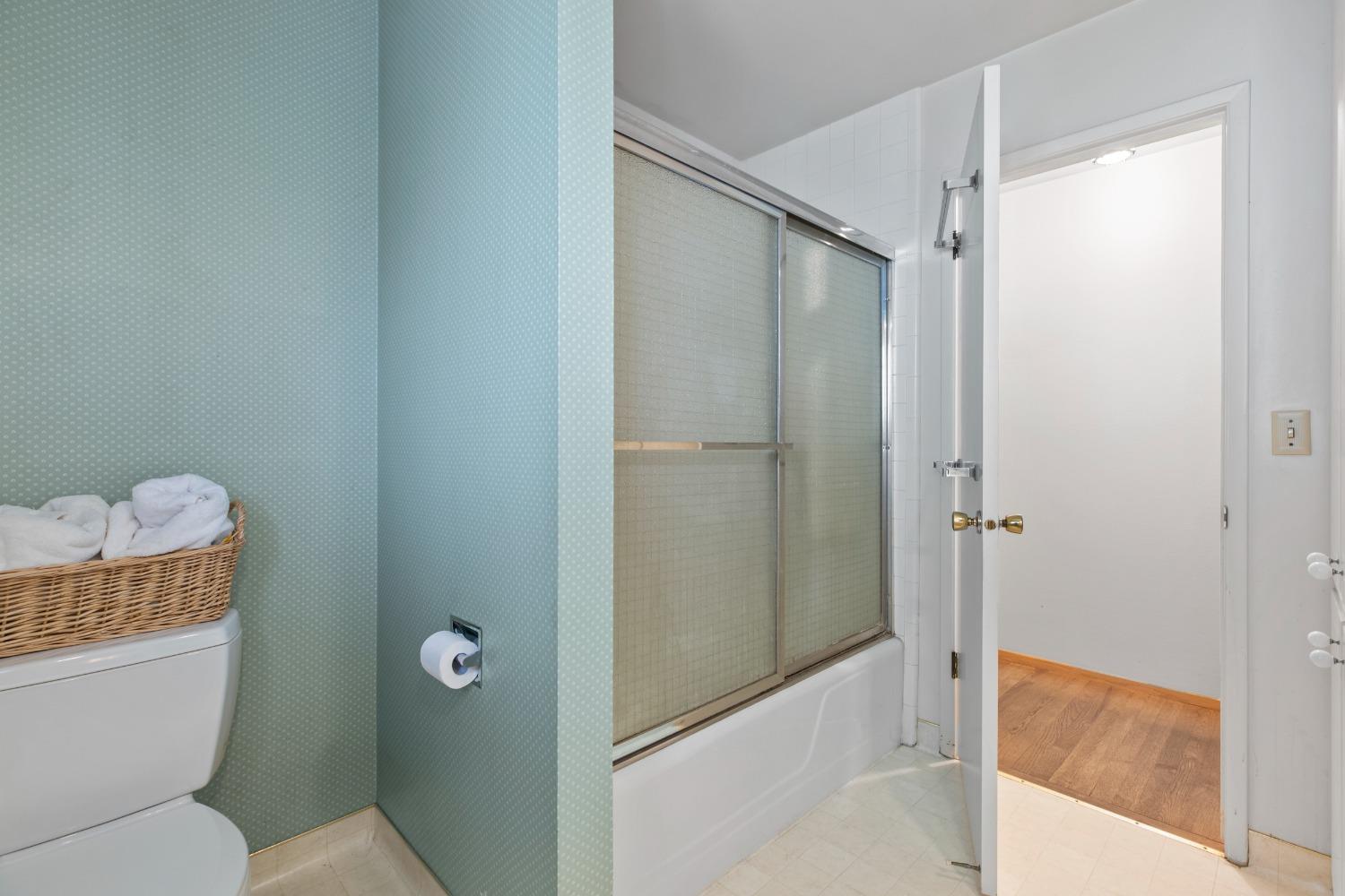 Detail Gallery Image 25 of 50 For 928 Terrace Pl, Modesto,  CA 95350 - 3 Beds | 2 Baths