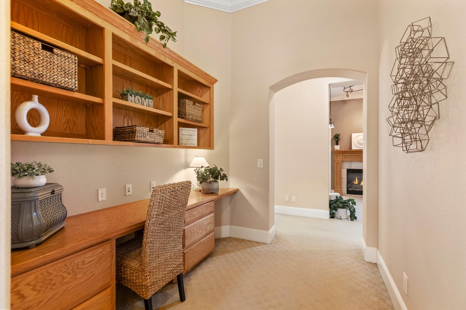 Detail Gallery Image 20 of 79 For 8839 San Badger Way, Elk Grove,  CA 95624 - 4 Beds | 3/1 Baths