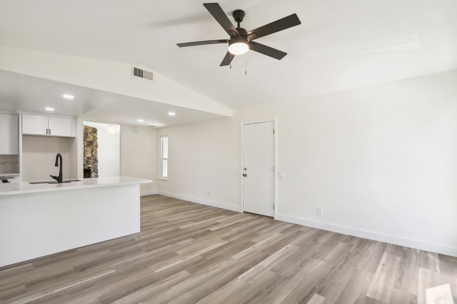Rainbow River Court, Rancho Cordova, California image 14