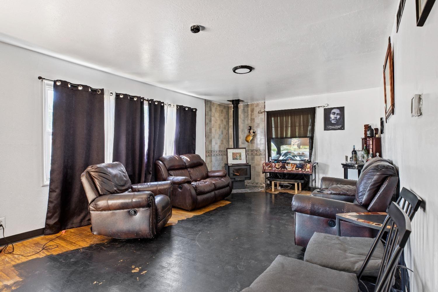 Rivera Drive, Modesto, California image 3