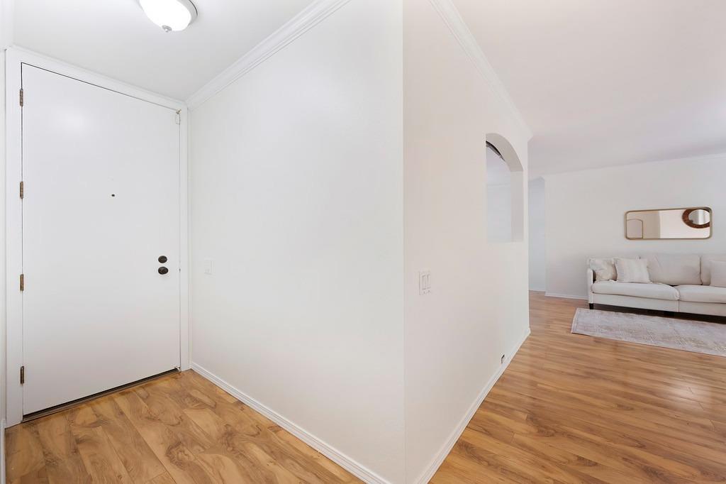 Photo #14: 225051785 Listing: Photo #14