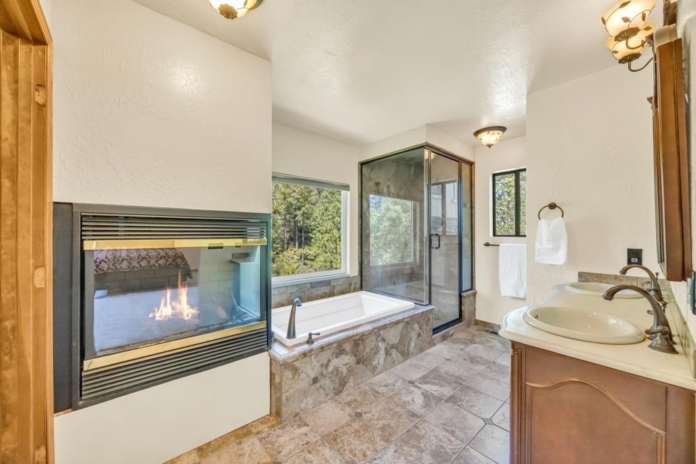 Detail Gallery Image 32 of 70 For 24275 Grand View Ave., Colfax,  CA 95713 - 5 Beds | 2 Baths