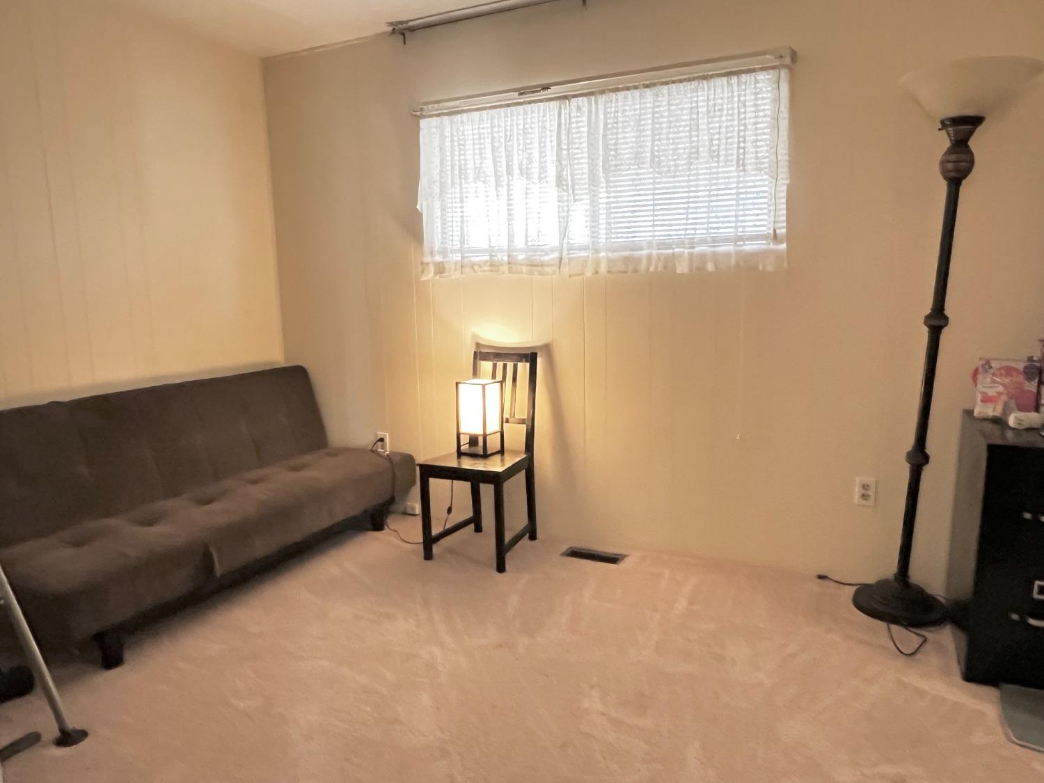 Detail Gallery Image 10 of 22 For 1150 W Winton Ave 221, Hayward,  CA 94545 - 2 Beds | 2 Baths