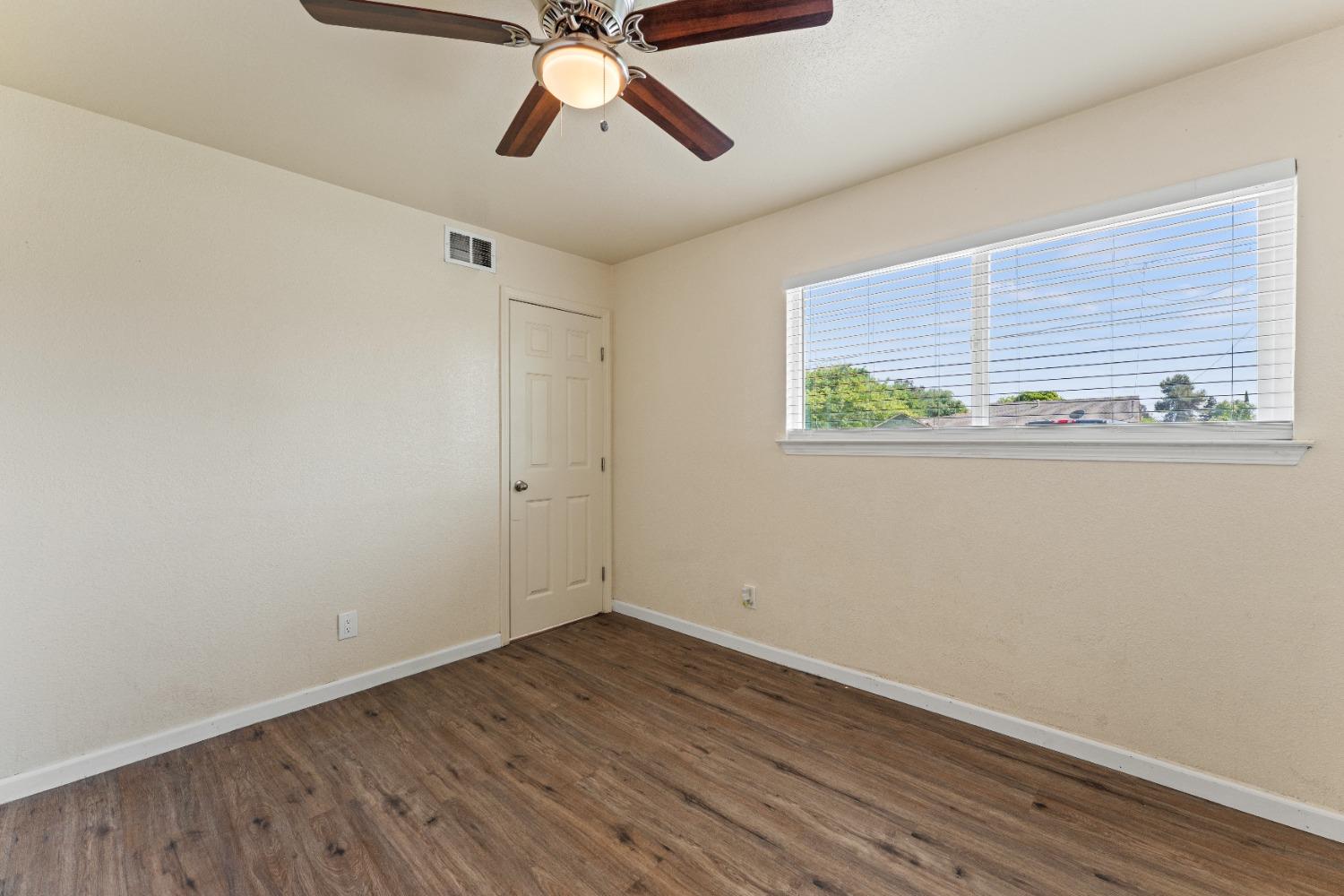 Detail Gallery Image 20 of 33 For 1887 Beverly Ave, Olivehurst,  CA 95961 - 3 Beds | 2 Baths