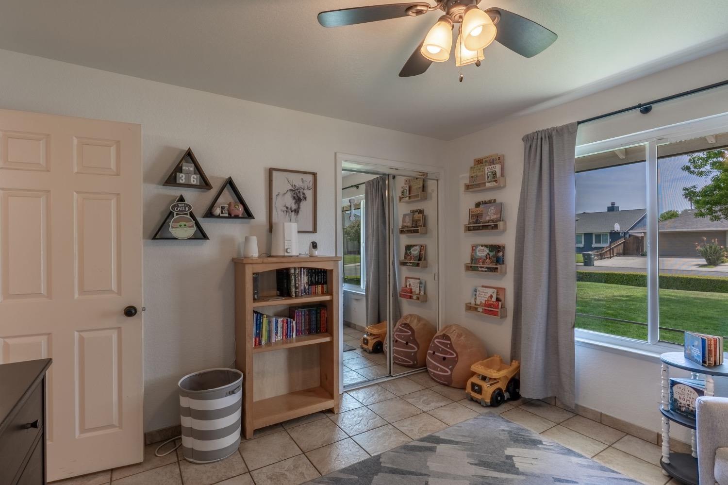 Detail Gallery Image 20 of 29 For 7001 White Pine Way, Hughson,  CA 95326 - 3 Beds | 2 Baths