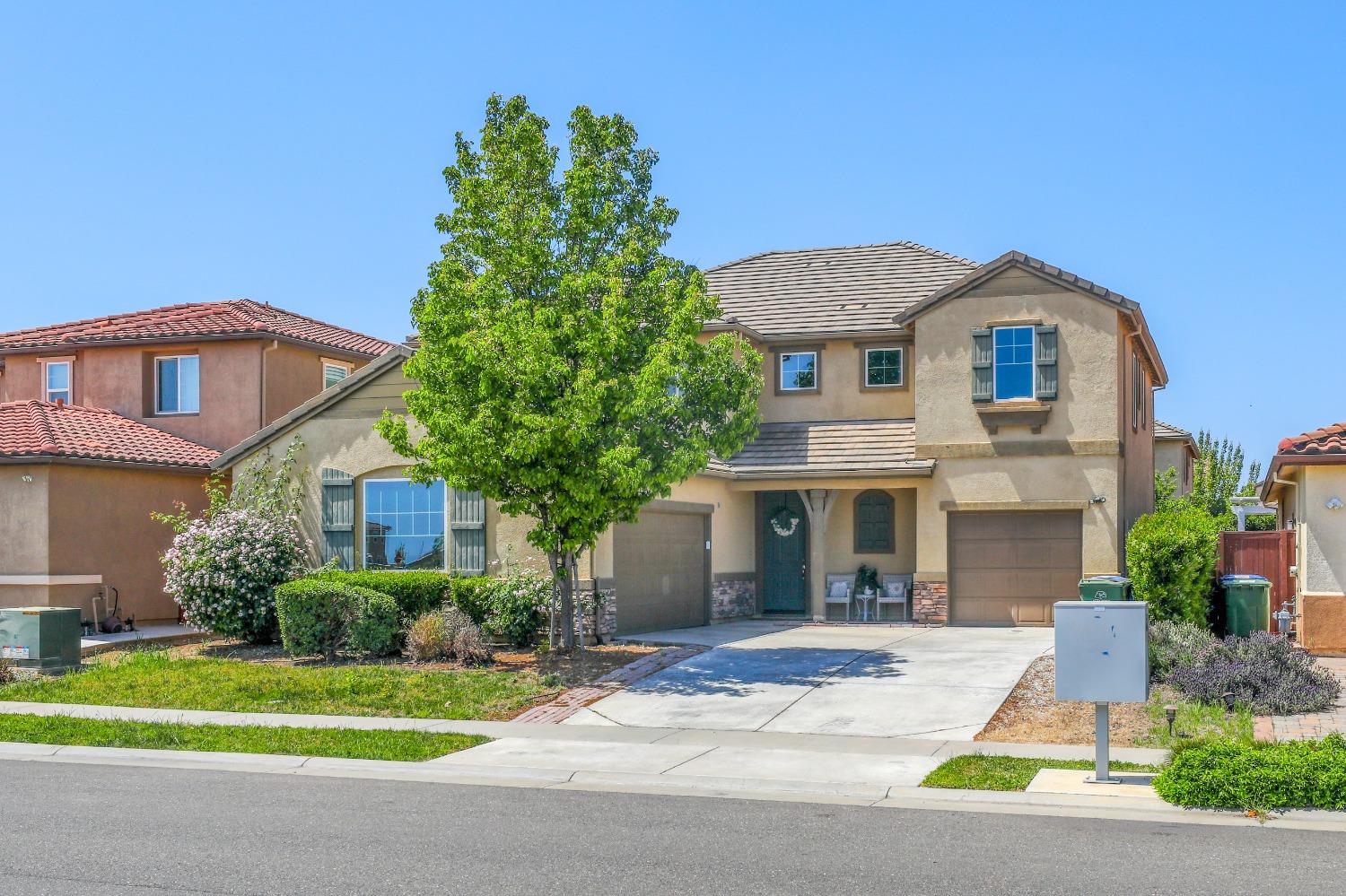 Cape Verde Drive, Elk Grove, California image 2