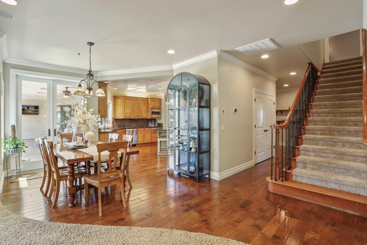 Detail Gallery Image 17 of 93 For 19120 E Stampede Rd, Clements,  CA 95227 - 4 Beds | 5 Baths