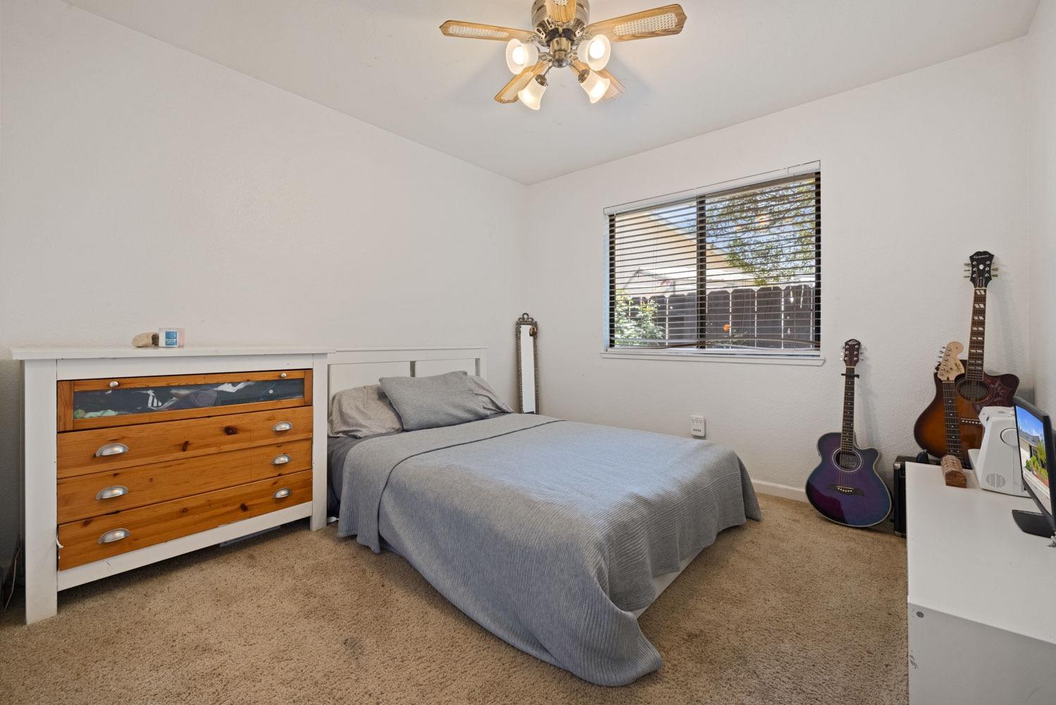 Berea Drive, Turlock, California image 28