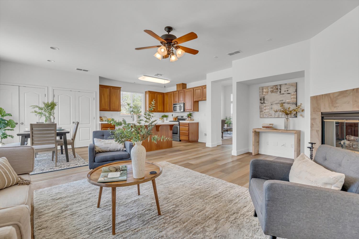 Detail Gallery Image 20 of 50 For 1873 Redondo Rd, West Sacramento,  CA 95691 - 5 Beds | 3/1 Baths