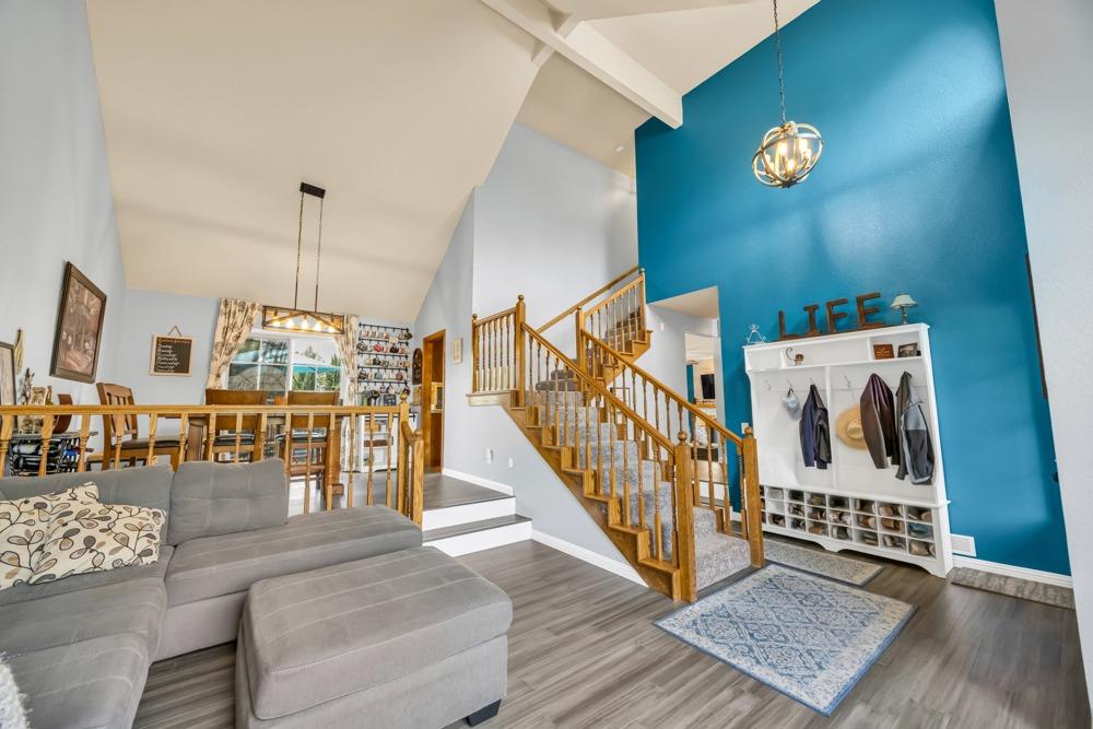 Westover Court, Fair Oaks, California image 4