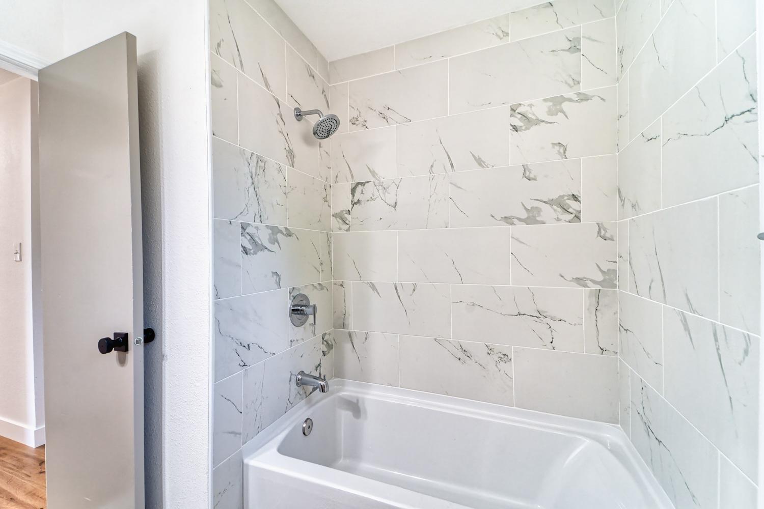 Detail Gallery Image 8 of 33 For 2903 Kennedy Dr, Yuba City,  CA 95993 - 3 Beds | 2 Baths