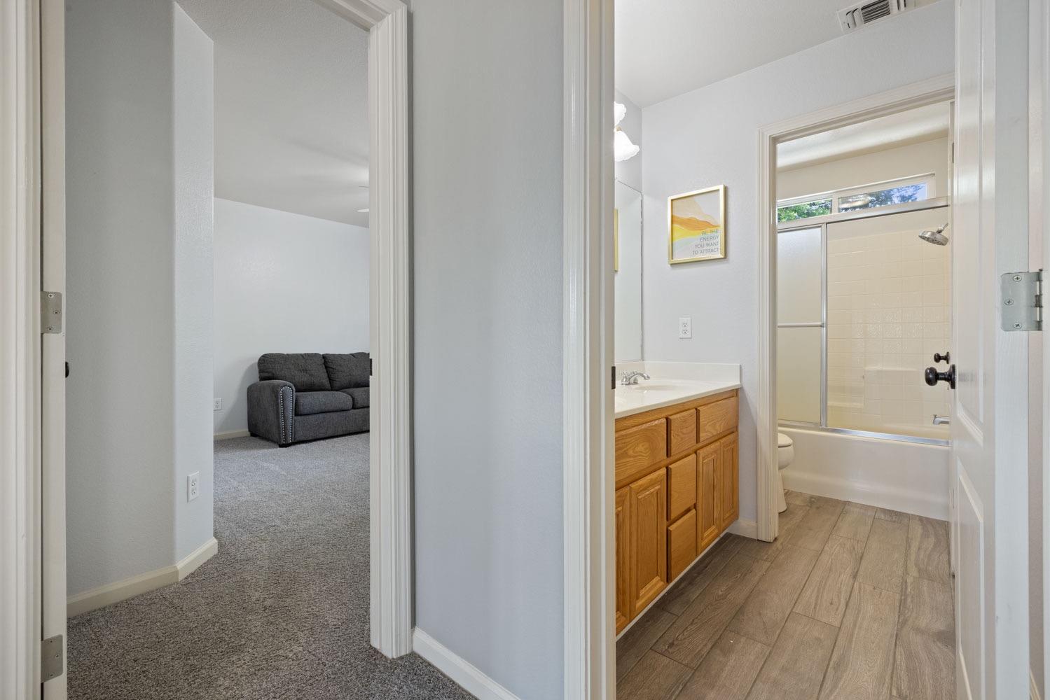 Detail Gallery Image 31 of 54 For 4633 Parkside Ct, Turlock,  CA 95382 - 5 Beds | 3 Baths