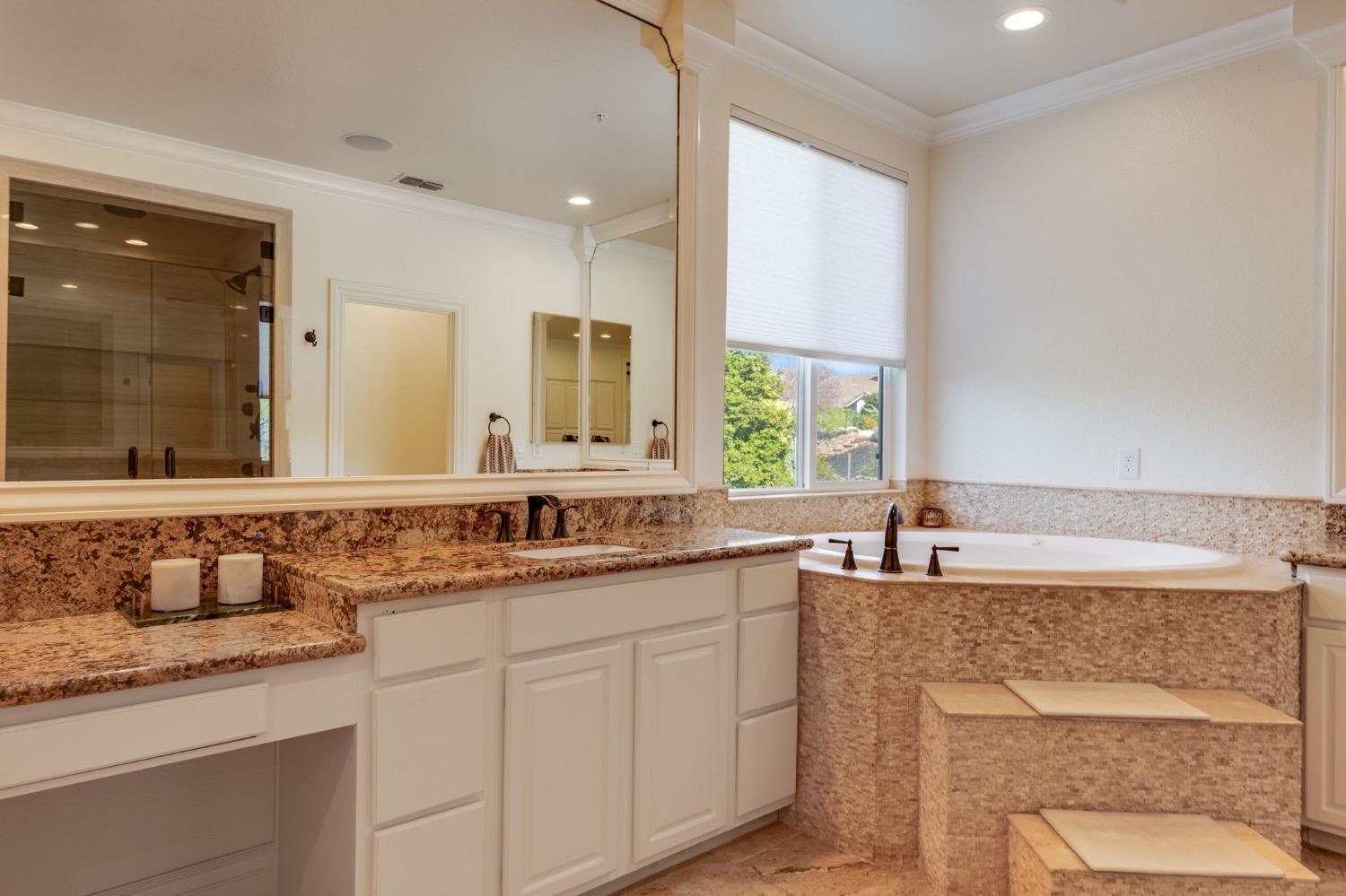 Detail Gallery Image 40 of 98 For 4541 Longview Dr, Rocklin,  CA 95677 - 5 Beds | 4/1 Baths