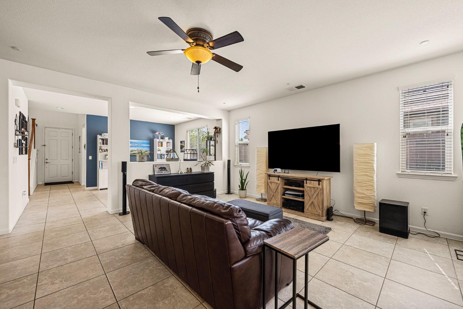 Quail Falls Way, Rancho Cordova, California image 13