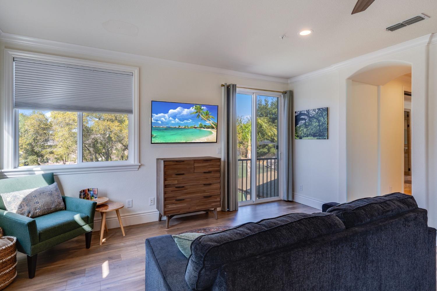 Detail Gallery Image 35 of 98 For 4541 Longview Dr, Rocklin,  CA 95677 - 5 Beds | 4/1 Baths