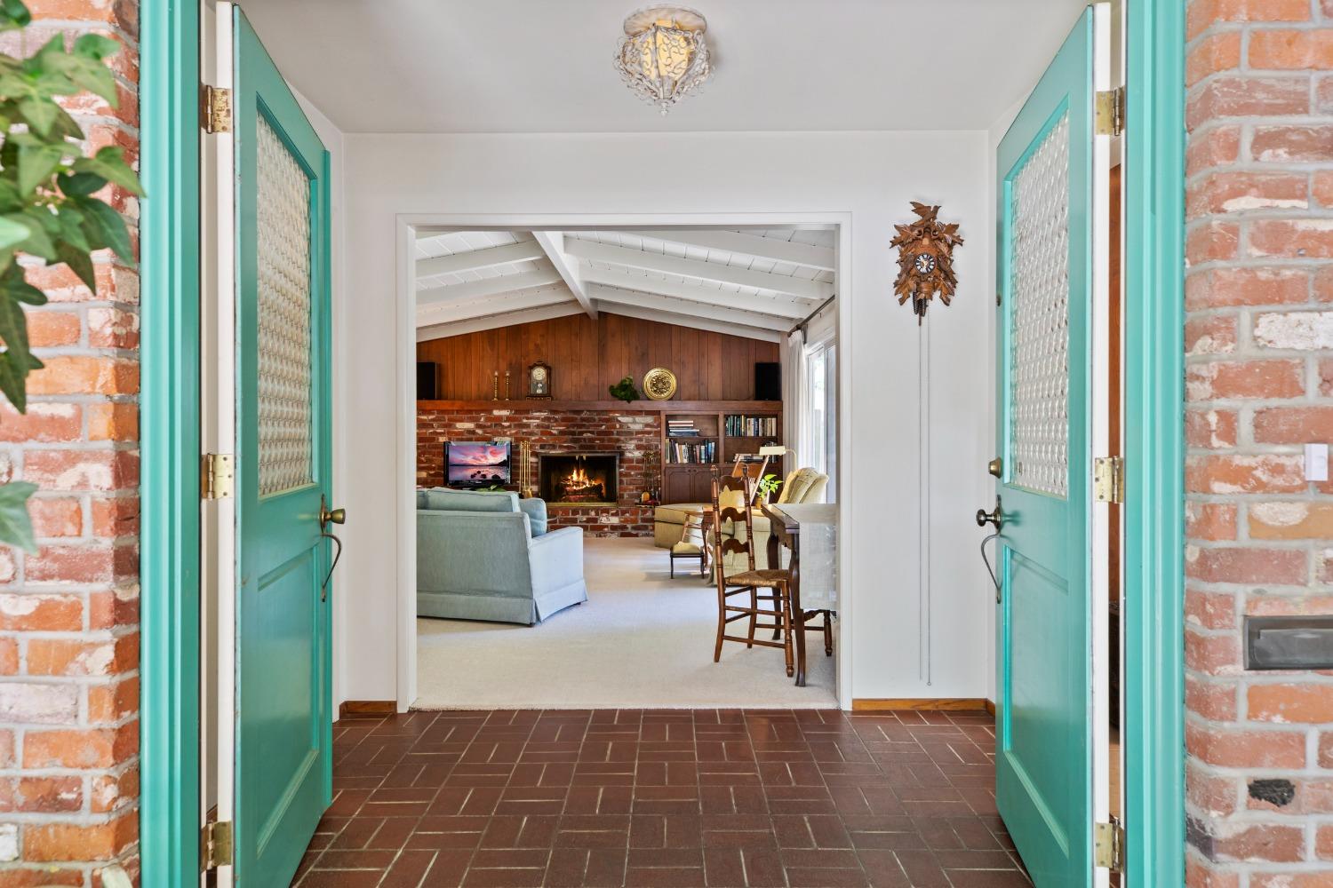 Detail Gallery Image 6 of 50 For 928 Terrace Pl, Modesto,  CA 95350 - 3 Beds | 2 Baths