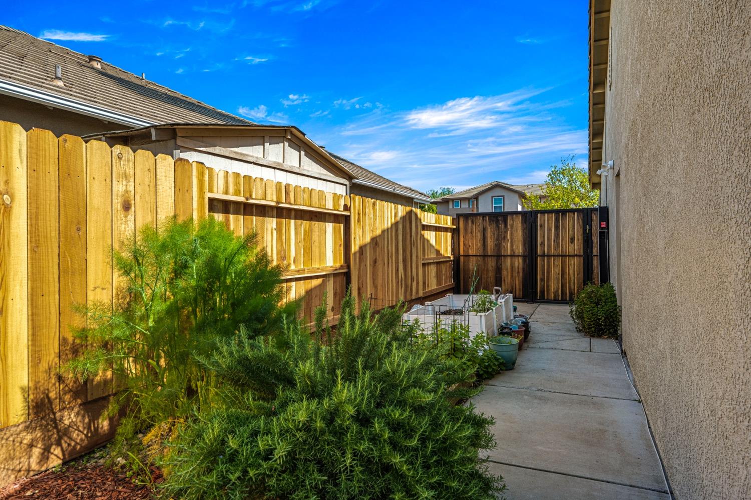 Quail Falls Way, Rancho Cordova, California image 49