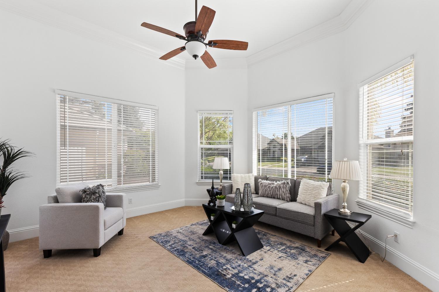 Detail Gallery Image 14 of 79 For 8839 San Badger Way, Elk Grove,  CA 95624 - 4 Beds | 3/1 Baths