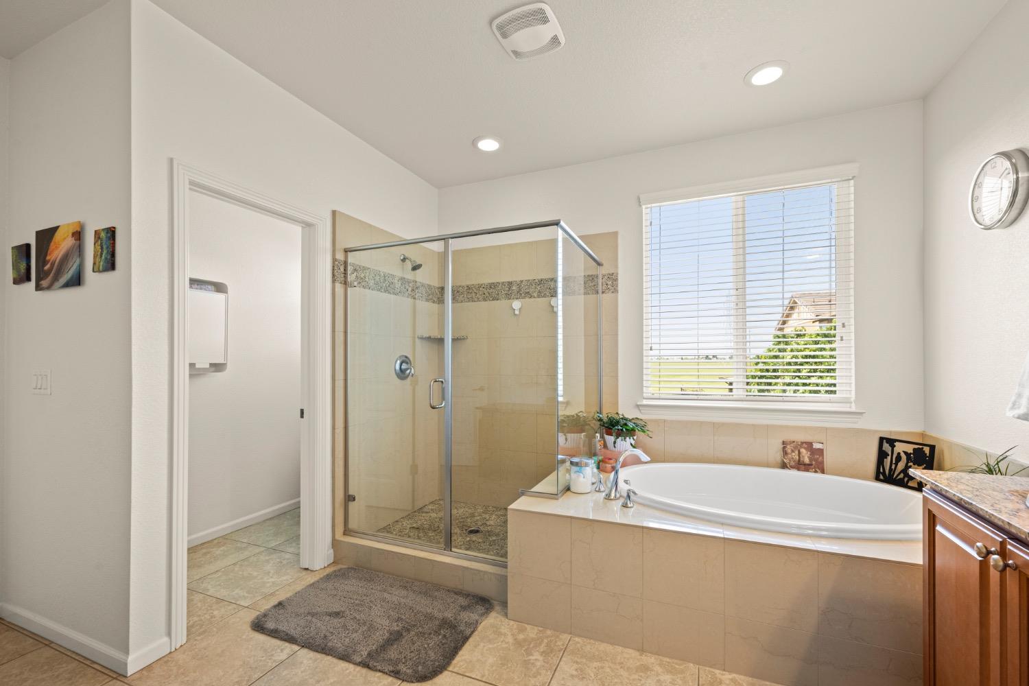 Quail Falls Way, Rancho Cordova, California image 37