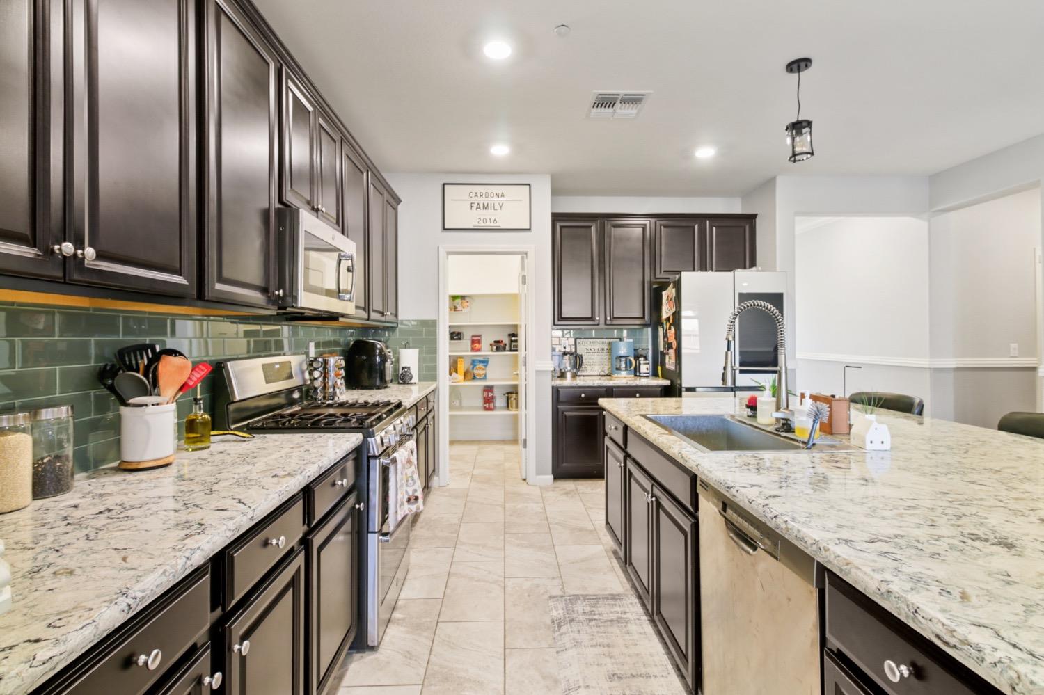 Evanston Way, Rancho Cordova, California image 13
